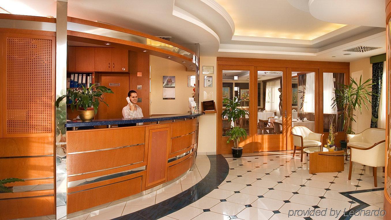 Hotel Kálvária Superior Győr Kültér fotó